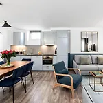 Livinparis - Luxury 2 Bedrooms Opera VI